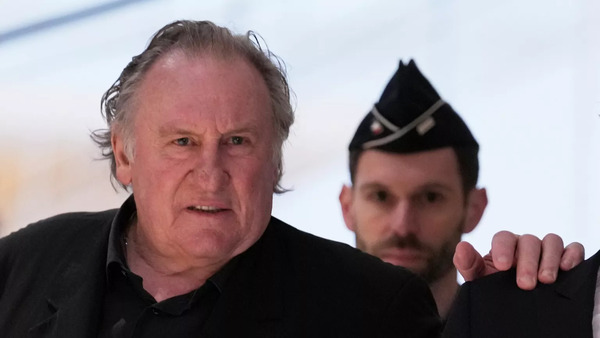 Condenan a Gérard Depardieu por agresión sexual