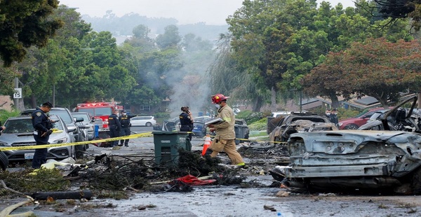 Avioneta se estrella en San Diego y provoca incendio; reportan dos muertos, múltiples heridos