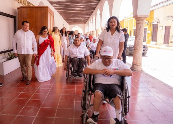 Yucatán pone en marcha programa «Jáalk’ab» para transformar vidas de personas con discapacidad