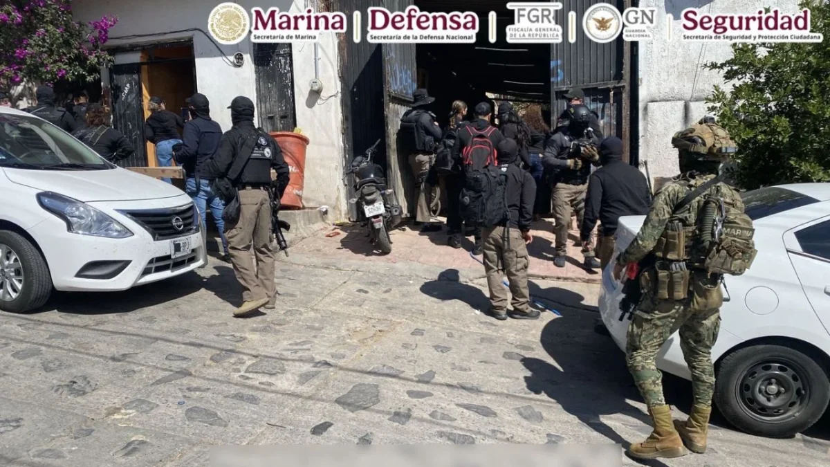 Marina desarticula célula que traficaba droga en maquinaria industrial