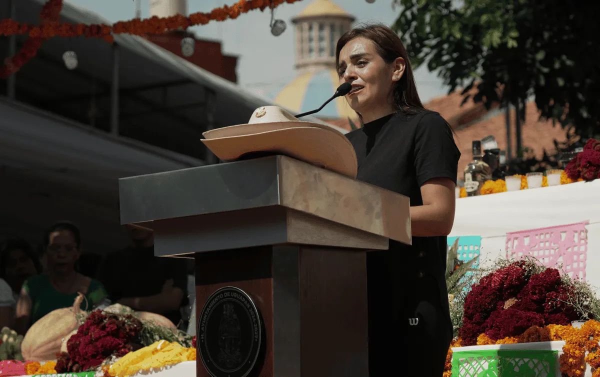 Grecia Quiroz, viuda del alcalde asesinado Carlos Manzo, se reúne con la presidenta Sheinbaum