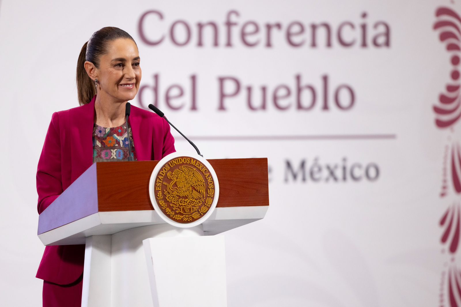 Sheinbaum cierra 2025 con reconocimientos internacionales por liderazgo ambiental e influencia global
