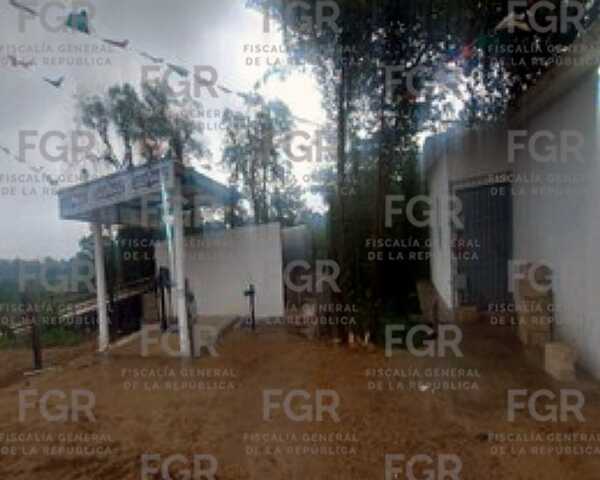 En cateo, FGR asegura aproximadamente dos mil litros de Gas L.P. en Nacajuca