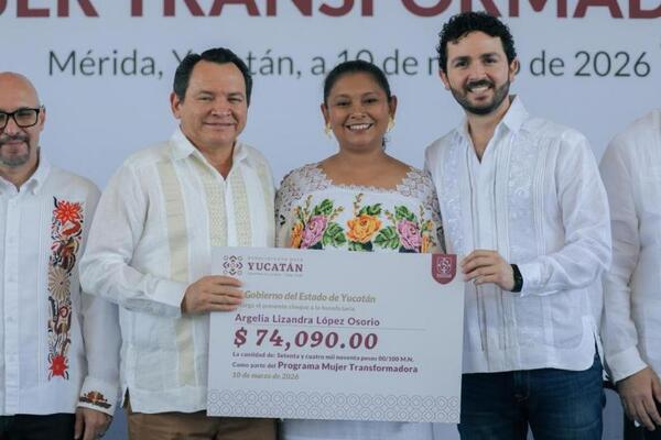 Gobierno de Yucatán entrega más de 1.7 mdp en créditos para mujeres emprendedoras