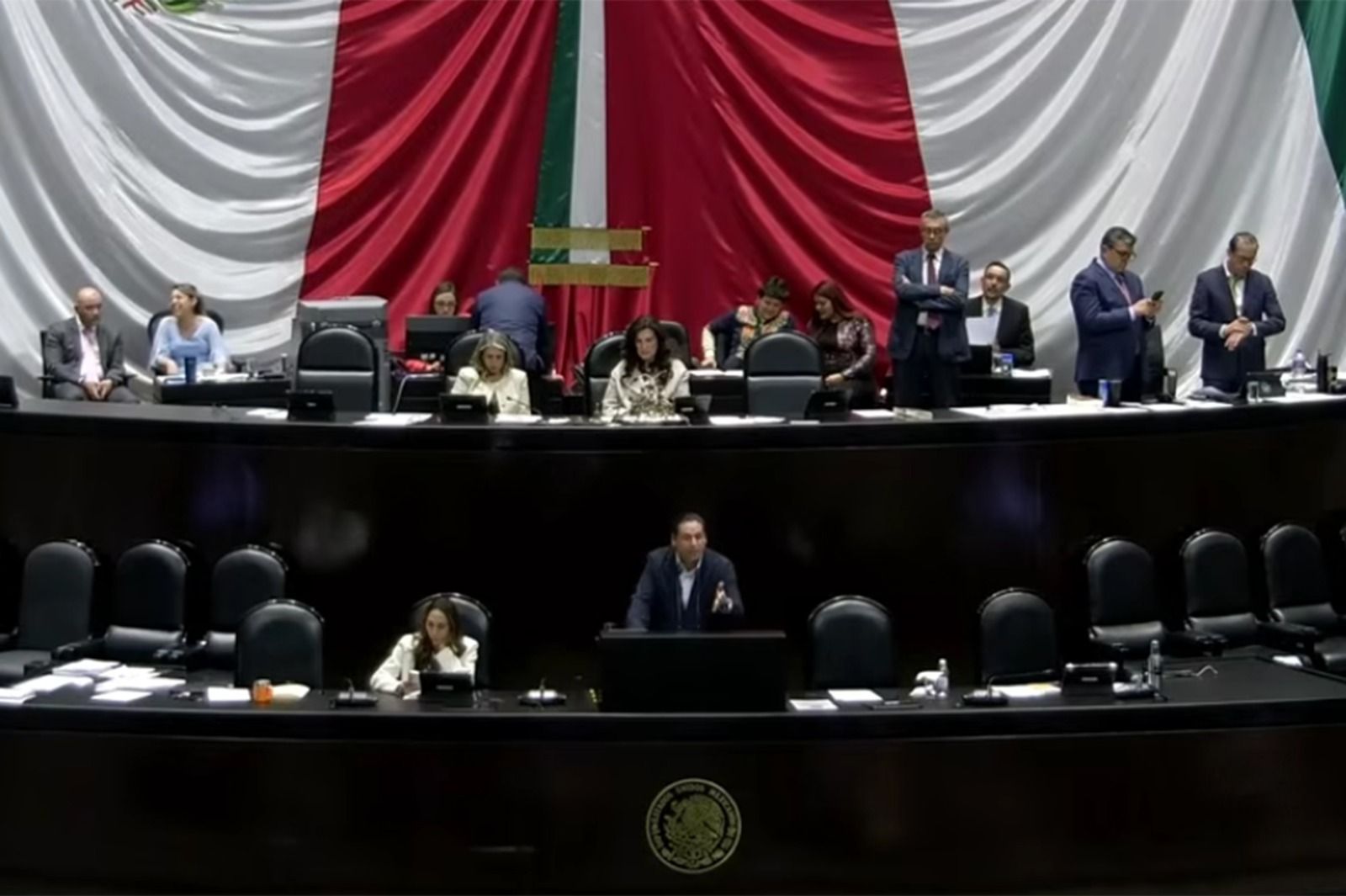Reforma electoral y control institucional avanzan en San Lázaro en maratónica sesión legislativa