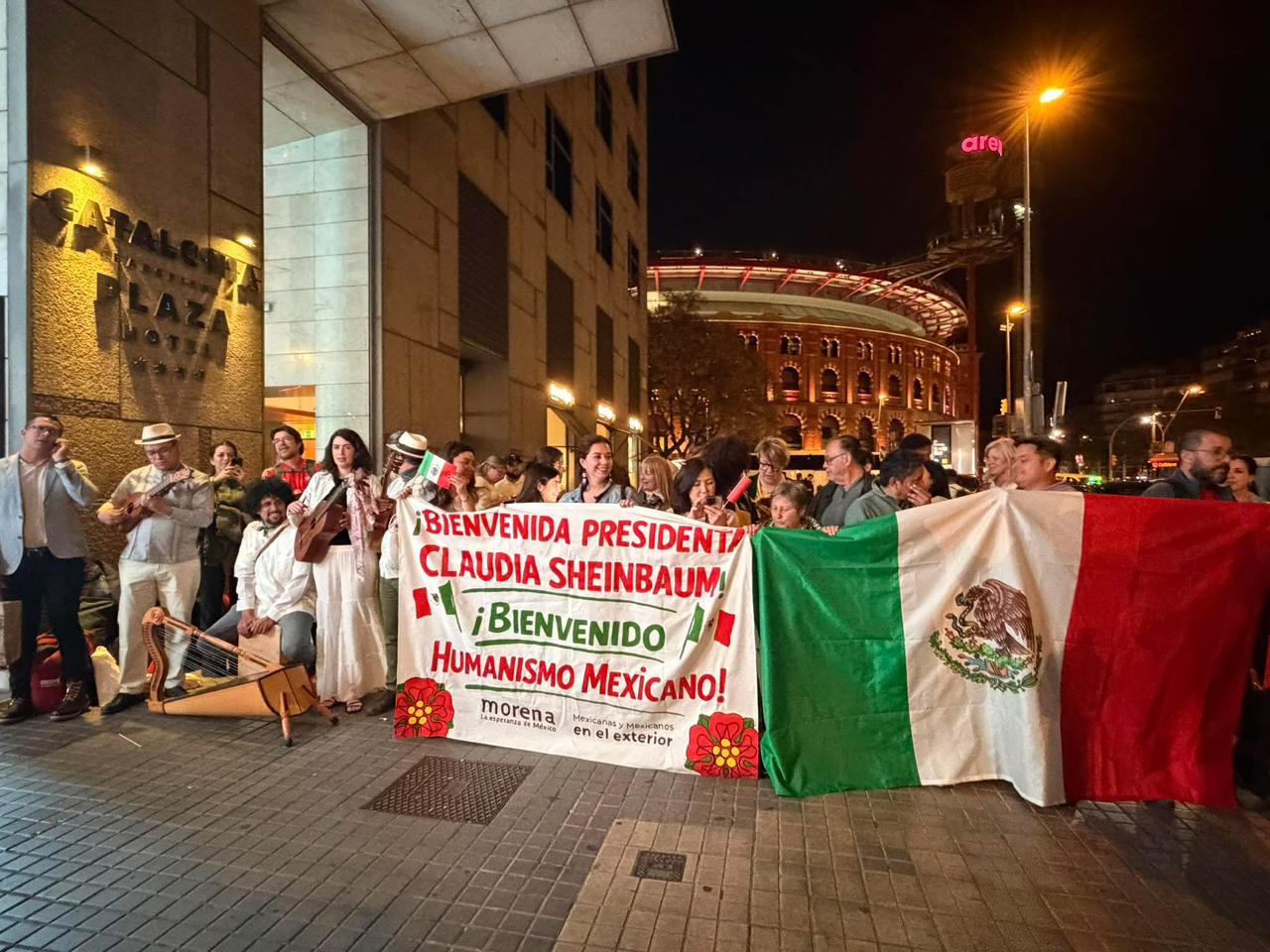 Sheinbaum llega a Barcelona: agenda internacional, cumbre democrática y encuentro con mexicanos en el exterior
