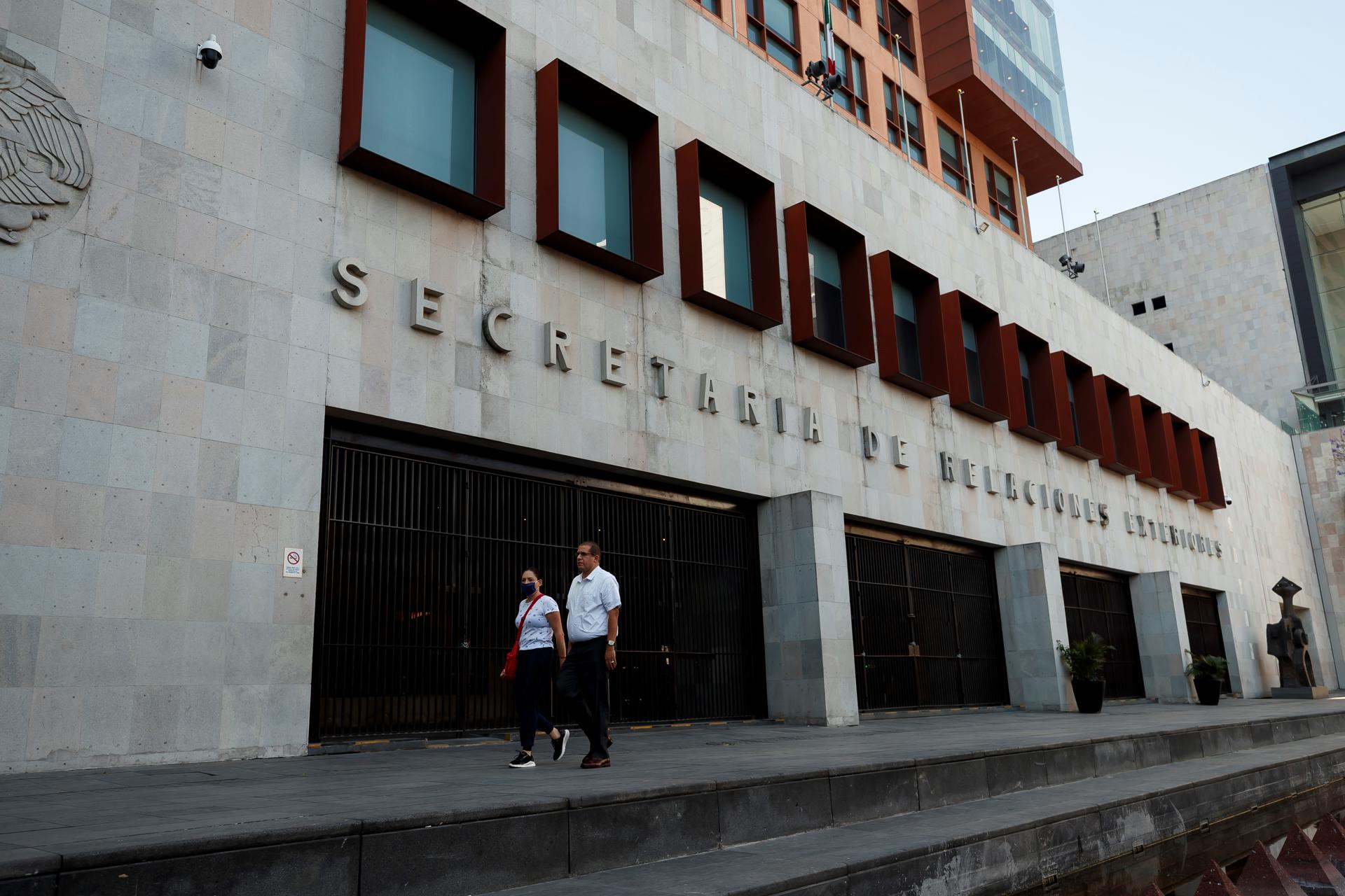 Reportan la muerte de otro migrante mexicano bajo custodia del ICE