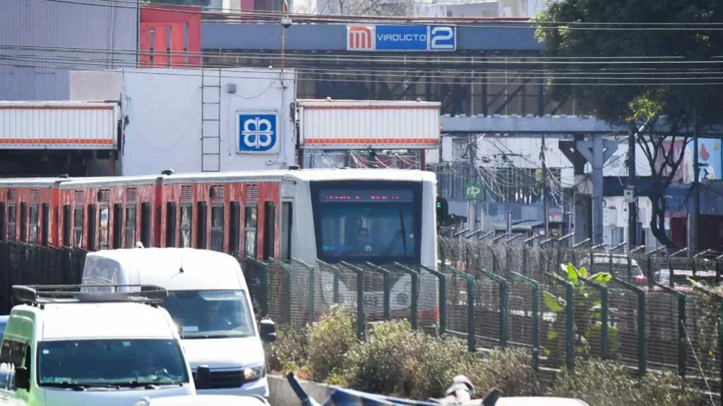 Cierran estaciones de la Línea 2 del Metro CDMX
