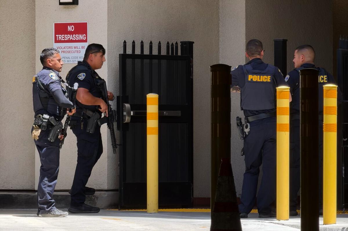 El FBI abate a un presunto secuestrador en California