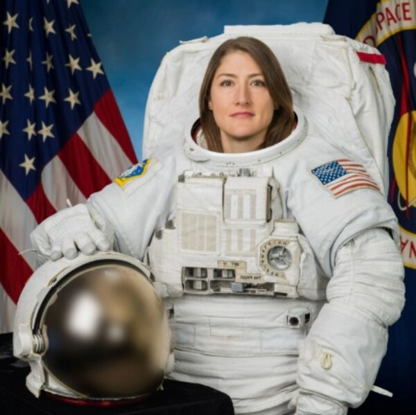 Astronauta que hizo historia en la Luna recibe Premio Princesa de Asturias
