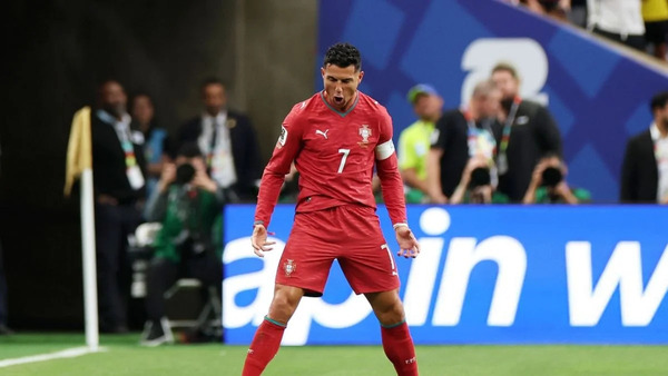 Cristiano hace historia en seis Mundiales