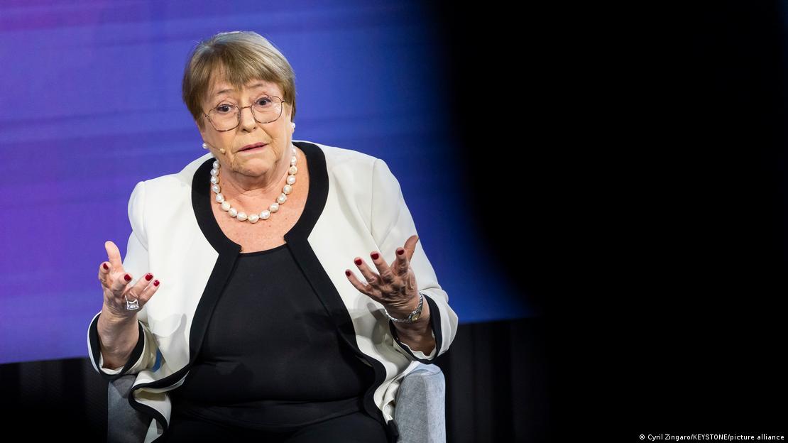 Michelle Bachelet en una conferencia de prensa.