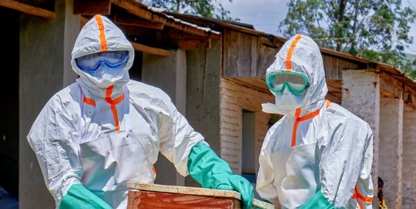 Ébola supera las mil muertes en África