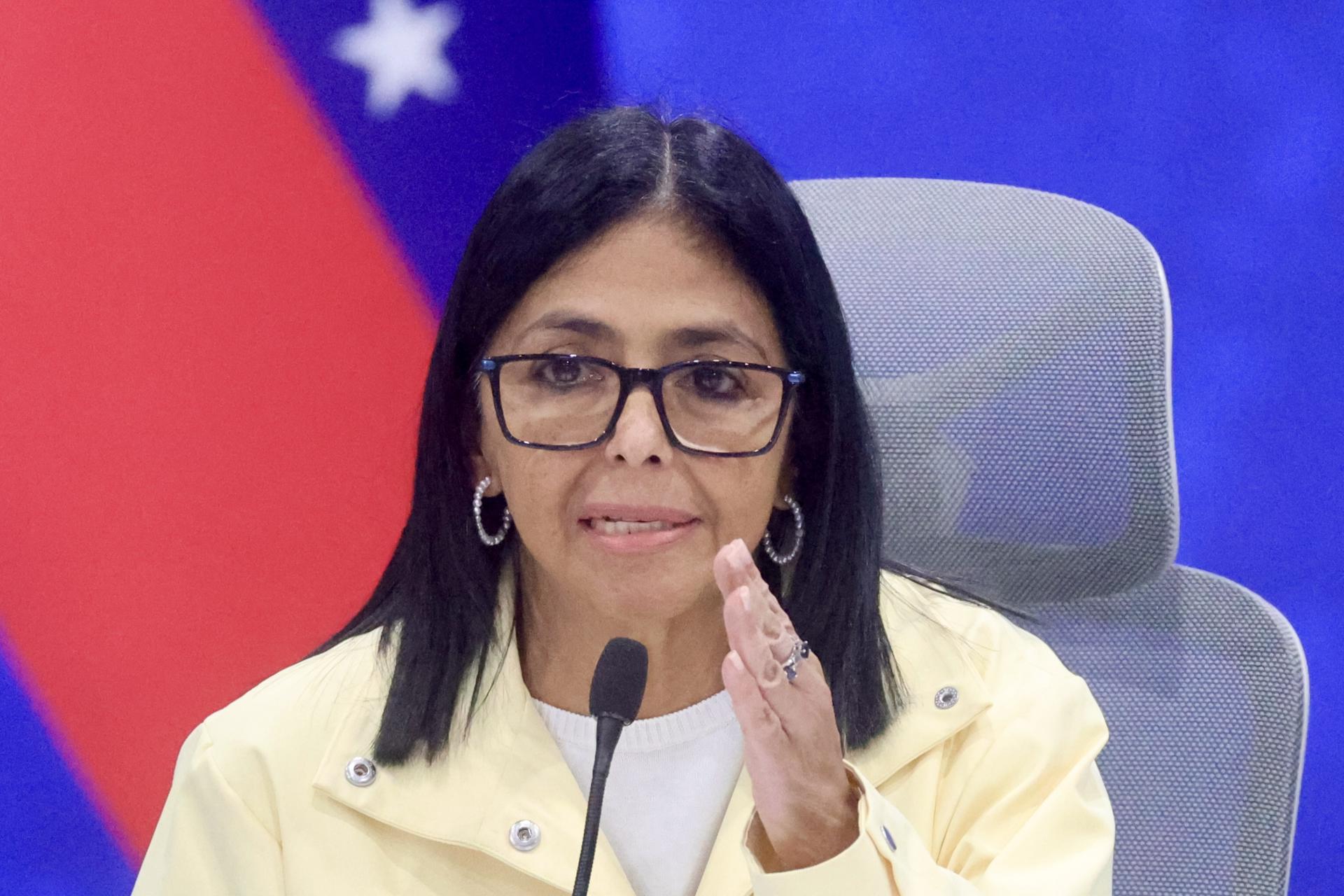 El Gobierno de Donald Trump pide a la fiscalía dar inmunidad judicial a Delcy Rodríguez en EU